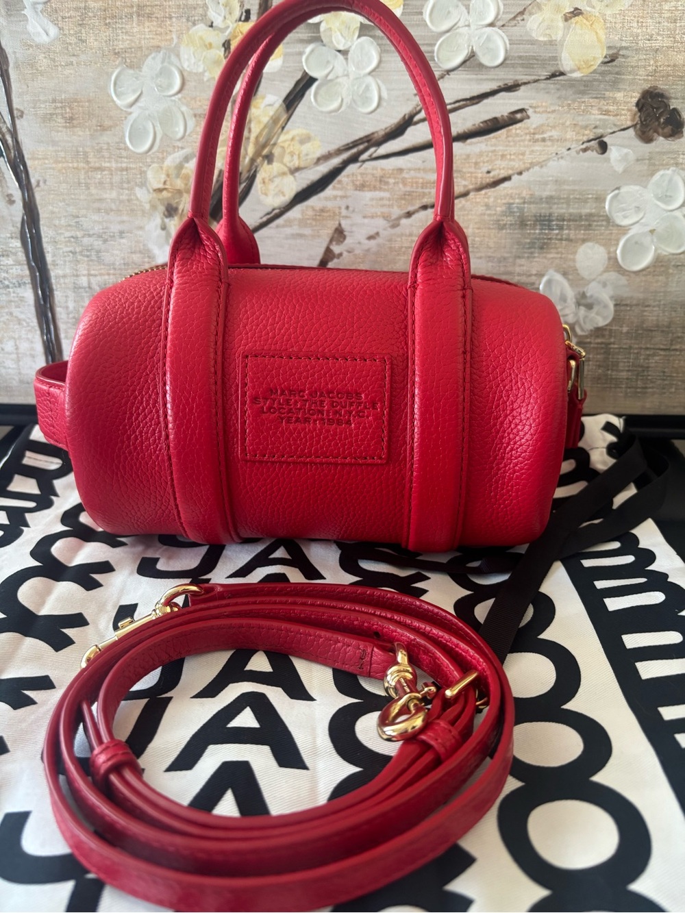 Marc Jacobs Red The Duffle Small Leather Mini Bag - Picture 6 of 12